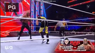 Bobby lashley vs dominik mysterio,Rey mysterio 2 on 1 handicap match raw 11/22/21