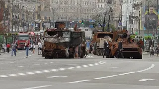 Destroyed Russian tanks on display in Kyiv for Independence Day.