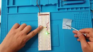 Transistors | Boolean Logic & Logic Gates: Crash Course Computer Science #3 Explaned [Part 1]