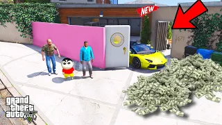 Franklin and Shinchan Stole A Fastest CAR Through Shinchan Teleport Door in GTA V