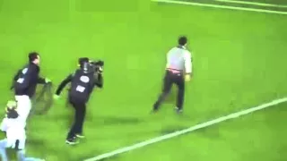 Failed marriage proposal at the stadium