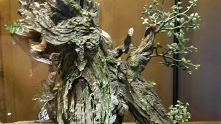 Weta MC Treebeard statue