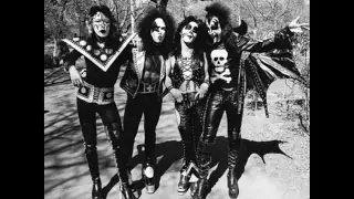 Kiss - Strutter (Demo 1973)