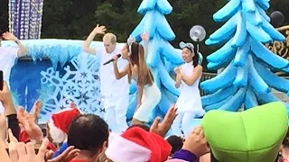 Ariana Grande sings Santa Tell Me at Walt Disney World for Frozen Christmas Celebration parade