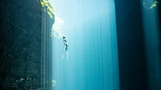 Freediving Australia's Secret Sinkholes!