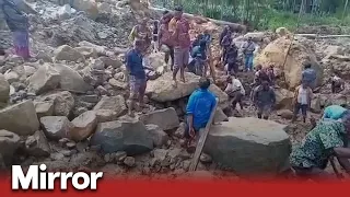 Papua New Guinea: 2,000 people feared to have been buried by landslide