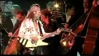 Scorpions - The Zoo - Kazan, Russia 2005 (With Orchestra)