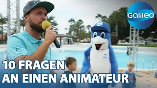 Hat er wirklich immer gute Laune? 10 Fragen an einen Animateur | Galileo | ProSieben