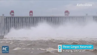 China's Three Gorges Reservoir receives record water flow