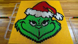 Building THE GRINCH in Dominoes!