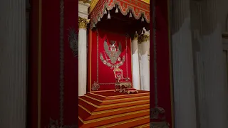 Большой тронный зал в Зимнем дворце!)