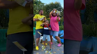 Crazy Dancing Chicken Wings 😂🤪😂🤣 #damus #tiktok #comedy #funny #family