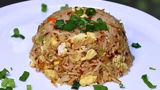 HOW TO MAKE CHINESE EGG FRIED RICE AT HOME | Chinese Fried Rice Recipe Street Style