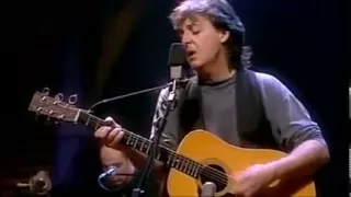 Paul McCartney - And I Love Her (Acústico)