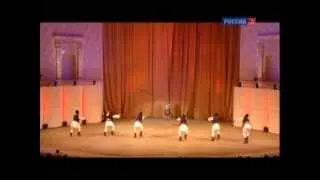 Moldavian Folk Dance: Cunning  Laundress