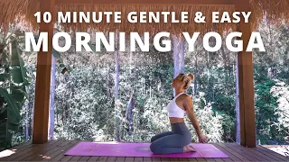 10 minute Gentle Morning Yoga | Easy, quick full body stretch.. Ashley Freeman