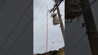 Arco voltaico na abertura do elo fusível - Suspeita de curto na rede usei um elo menor para teste.