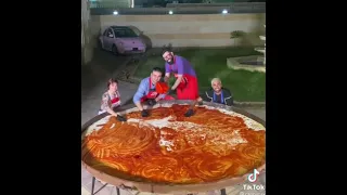 Czn Burak Cooking World Biggest Pizza #Shorts