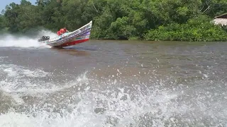 Rabeta com motor 366 x lancha com motor de popa 60hp  Curralinho marajó Pará