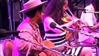 Carolina Chocolate Drops cover Johnny Cash "Jackson" Live @ Grey Fox Festival 2013