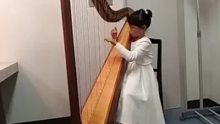 Grade 4 The harp cha cha cha by Suzette Yuen