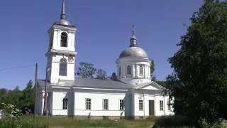 В Сермаксе и в Надкопанье на Паше такие же храмы как был в Лодейном Поле.