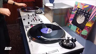 FREESTYLE  &  BREAKDANCE  con VINILOS 12"  by Juan Carlos Mattera