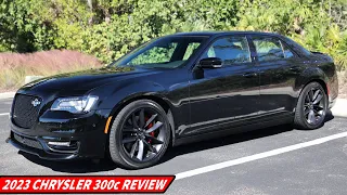 2023 Chrysler 300c Review // Is the Huge 6.4L Hemi V8 Still an American Dream?