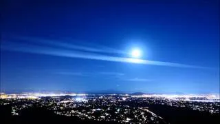 Time Lapse of the Moon Rising and Setting (RX100 M2)