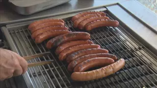 NDR Reportage , Typisch : Pommes-Peter aus Dorum