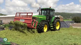 John Deere 7810 Sound!! Buckraking Grass 🚜👌