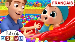 Bébé Louis au Parc de Jeux pour Enfants | Comptines pour les Petit | Little Angel Français