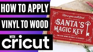 HOW TO APPLY VINYL ON WOOD WITH CRICUT | CRICUT CHRISTMAS SIGN DIY | CRICUT TUTORIAL FOR BEGINNERS