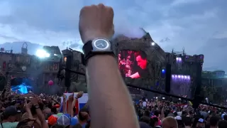 Tomorrowland 2013 Hardwell :  EVERYBODY FCKING JUMP!!!