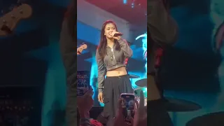 FRANCESCA GAIL RAIT MAGALONA LIVE PERFORMANCE-WITH BOSS TOYO