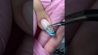 Как сделать морские текстуры на ногтях?
