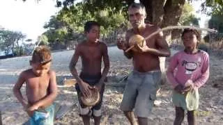 Madagascar Beach Muscians