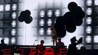 Avril Lavigne - Bite Me Live - London Alexandra Palace 10th May 2023