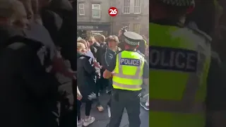 Insultos al príncipe Andrew durante el funeral de la Reina Isabel II en Edimburgo