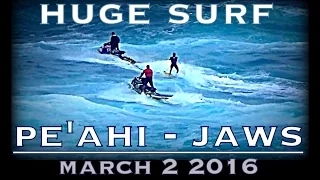 Huge Surf at Pe'ahi, Jaws