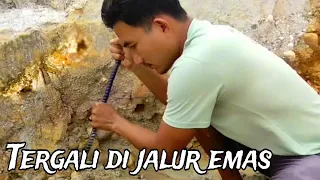 Epic Misi Mentang Gold in the former Gold Mine Land located in Residents | Gold Prospecting