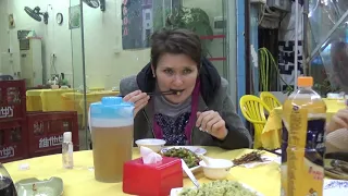 Хотите в Китае поесть го**на? Скажите при заказе "була" - Жизнь в Китае #231