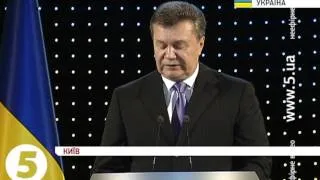 Янукович закликав силовиків контролювати виплату зарплат