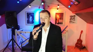 David COUVEZ chante "Chez Laurette" de Michel Delpech