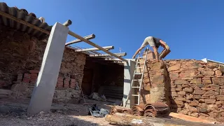 FINALLY RENOVATING THE COURTYARD | Clearing and Starting the Roof #127