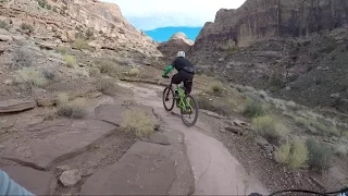 Mountain Biking Porcupine Rim Trail- Moab, Utah