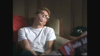 James Dean (2001) bubble gum scene