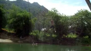 Tubing rope swing Vang Vieng