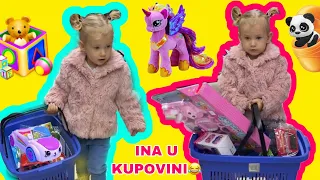 KUPUJEM INI SVE STO MOZE DA PONESE! NAPRAVILA HAOS U PRODAVNICI!