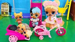 ПРОКАТИ НА ВЕЛИКЕ🤣🚲КУКЛЫ ЛОЛ сюрприз в ДЕТСКОМ САДИКЕ смешные куклы мультики Даринелка
